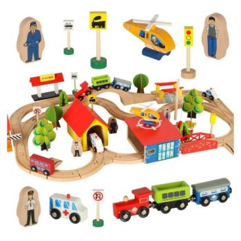 Fa vonatkészlet mozdonnyal és városi vasúttal – 69 darabos kép