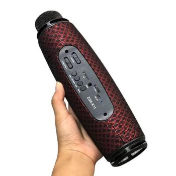 Vezeték nélküli bluetooth karaoke mikrofon beépített hangszóróval kép